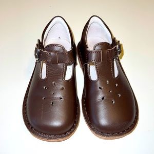 Lamour girls size 11 brown shoes